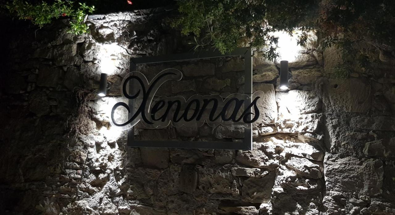 Xenonas Apartment Камиларион Екстериор снимка