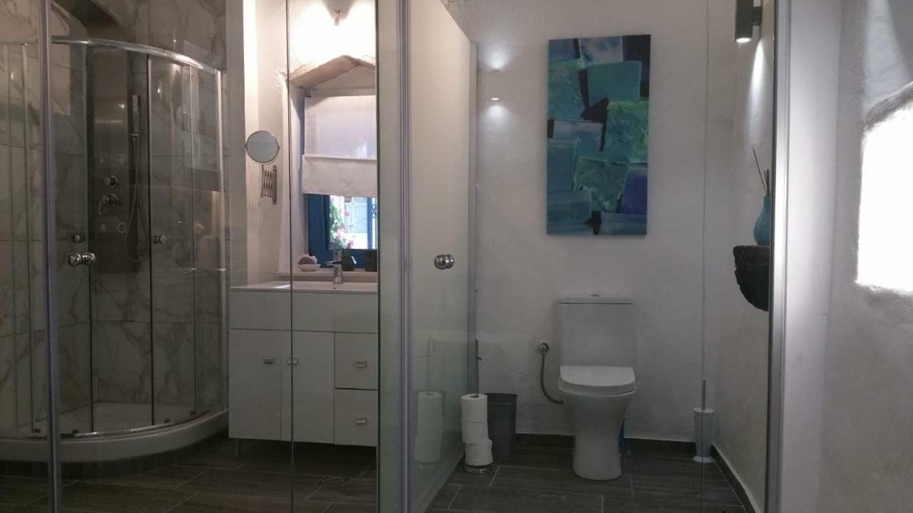 Xenonas Apartment Камиларион Екстериор снимка